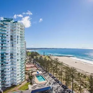 ocean-plaza-resort.hotelsbyronbayaustralia.com/